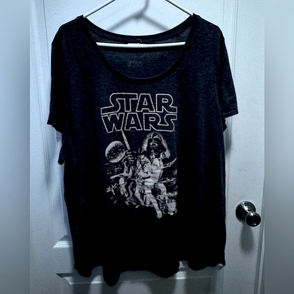 Maurice's Plus Size Star Wars graphic TShirt Size 3.
